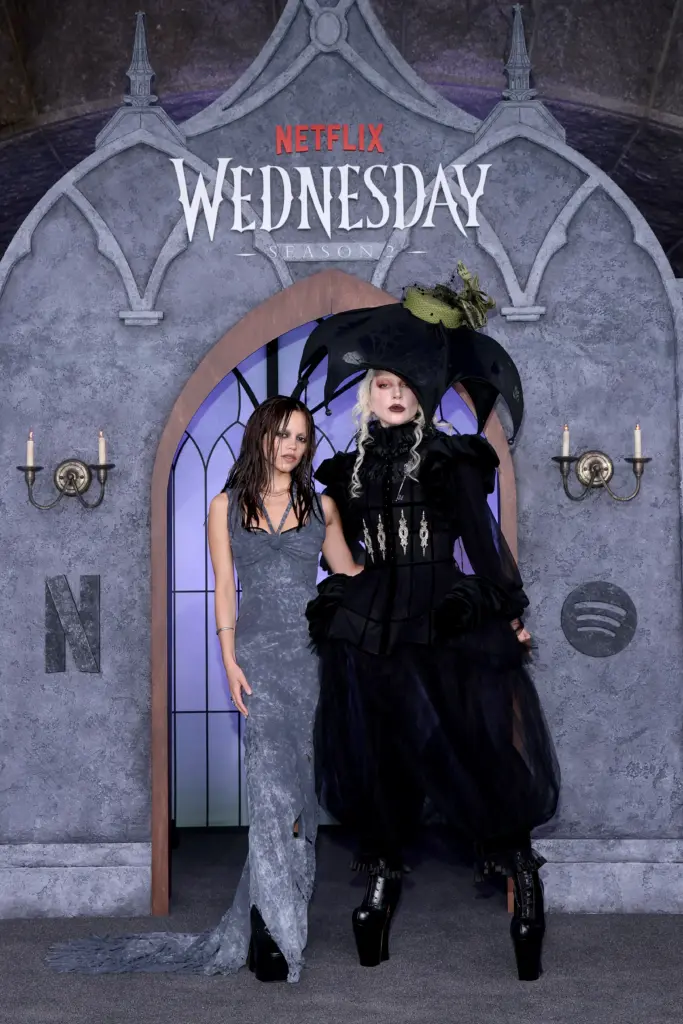 lady gaga ve jenna Ortega