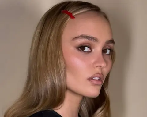 Lily-Rose Depp’ten ilhamla “mushroom blonde” saç rengi yükselişe geçiyor