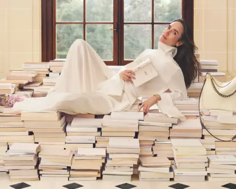 Louis Vuitton İlkbahar-Yaz 2026 kampanyasında Jennifer Connelly yer alıyor