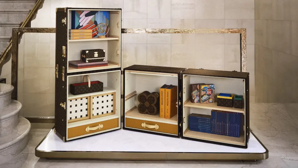 Louis Vuitton “pop-up” kitabevi