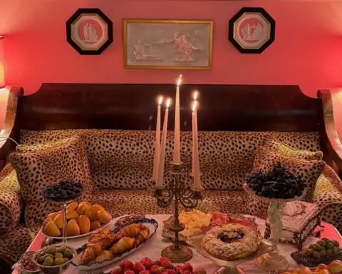 Maksimalist dekorasyonla evde kişiliğinizi oluşturmanın 6 yolu