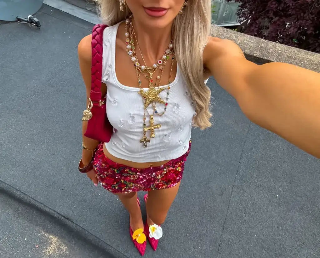 Taşlı üst 