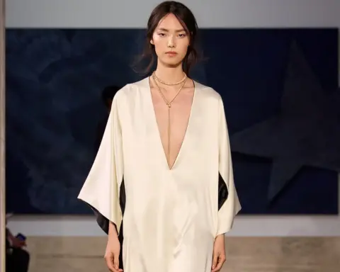Maria Grazia Chiuri'nin Fendi'deki ilk couture koleksiyonu