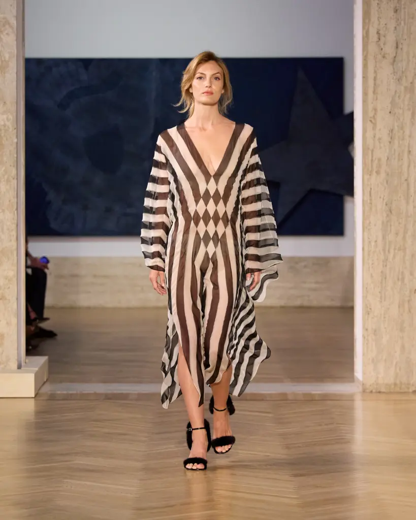 Yaşam enerjisini merkeze alan Fendi couture anlayışı