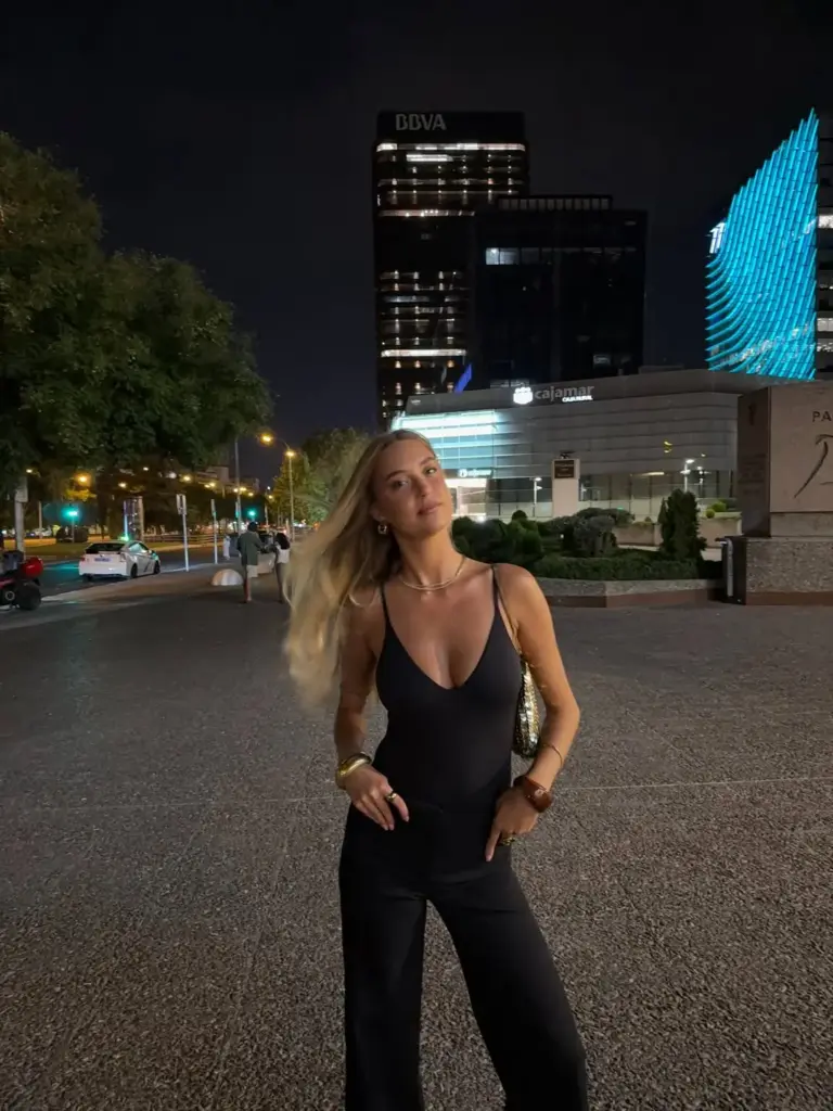 Mayo, gecenin yıldızı