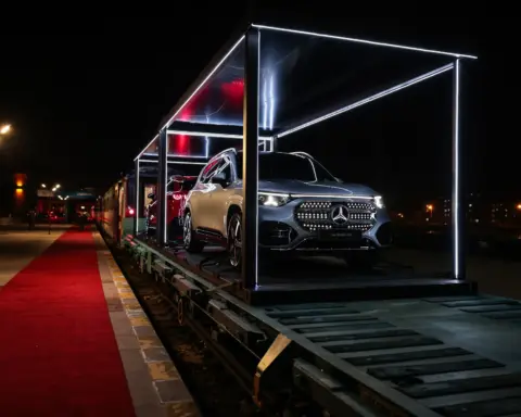 Mercedes-Benz yeni modellerini özel bir yolculukla tanıttı