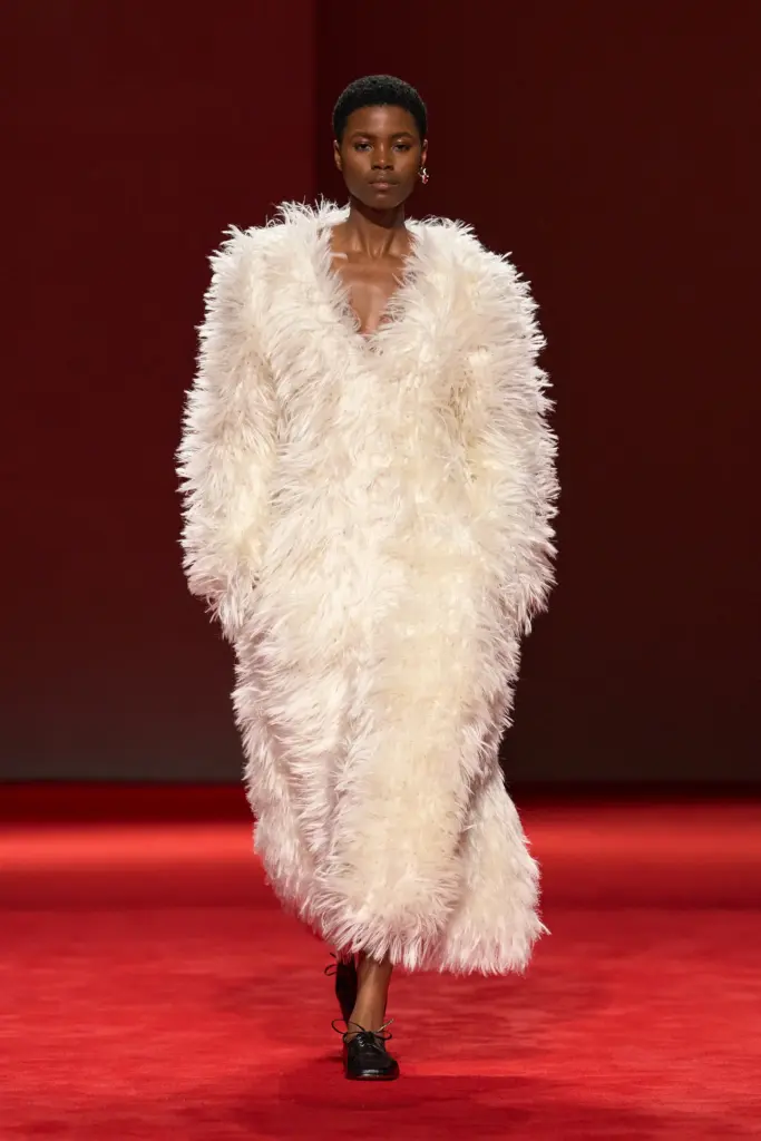 Bottega kürk görünümlü yüzeyler