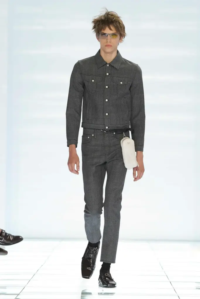 prada defile