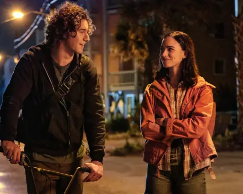 Netflix’te izleyebileceğiniz en popüler romantik komedi filmleri