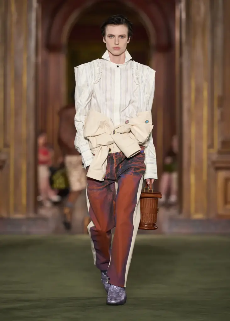 Nicolas Ghesquière imzalı Louis Vuitton Cruise 2027 koleksiyonu