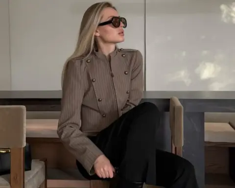 Ofis stilinde hangi parçaları tercih edebilirsiniz?