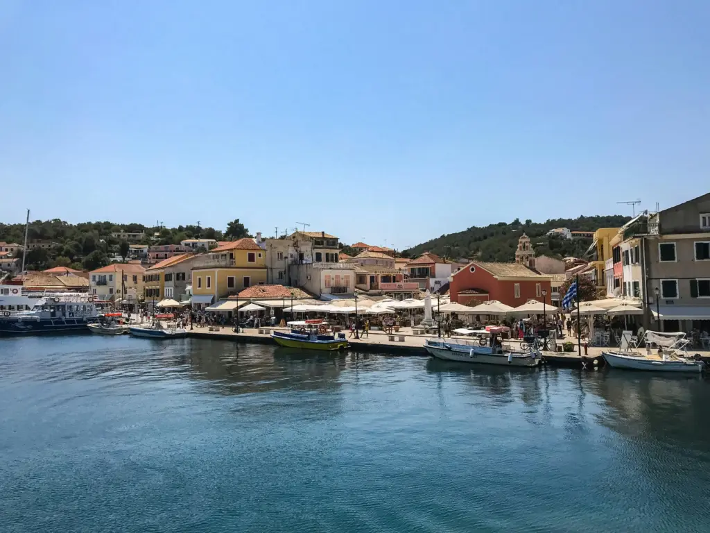 paxos adası
