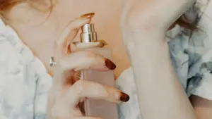 Parfüm rehberi: Venüs burcunuz ile uyumlanan notaları keşfedin