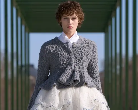 Paris Moda Haftası: Dior Sonbahar/Kış 26-27