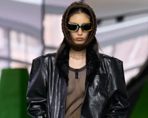 Paris Moda Haftası: Louis Vuitton Sonbahar/Kış 2026