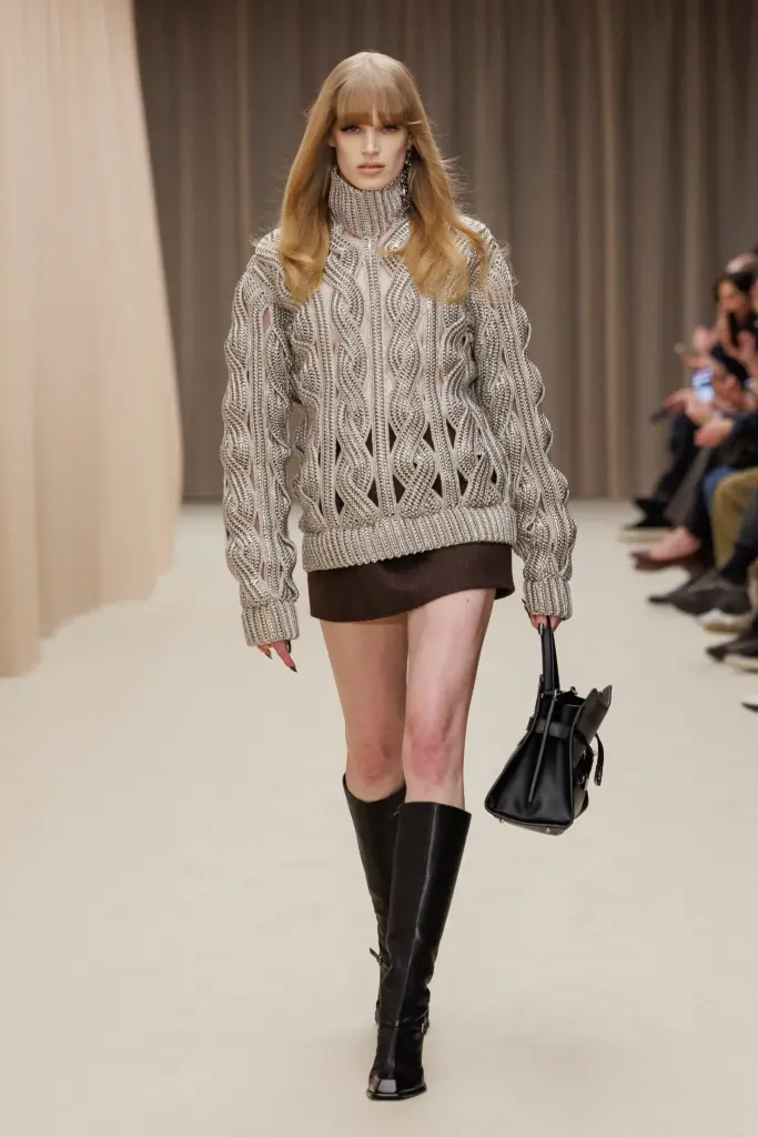 McQueen’in öz estetiğine dönüş