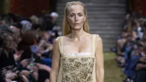 Paris Moda Haftası: Miu Miu Sonbahar/Kış “Mindful Intimacy”