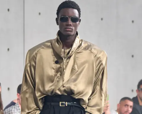 Paris Moda Haftası: Saint Laurent İlkbahar/Yaz 2027 Erkek Koleksiyonu