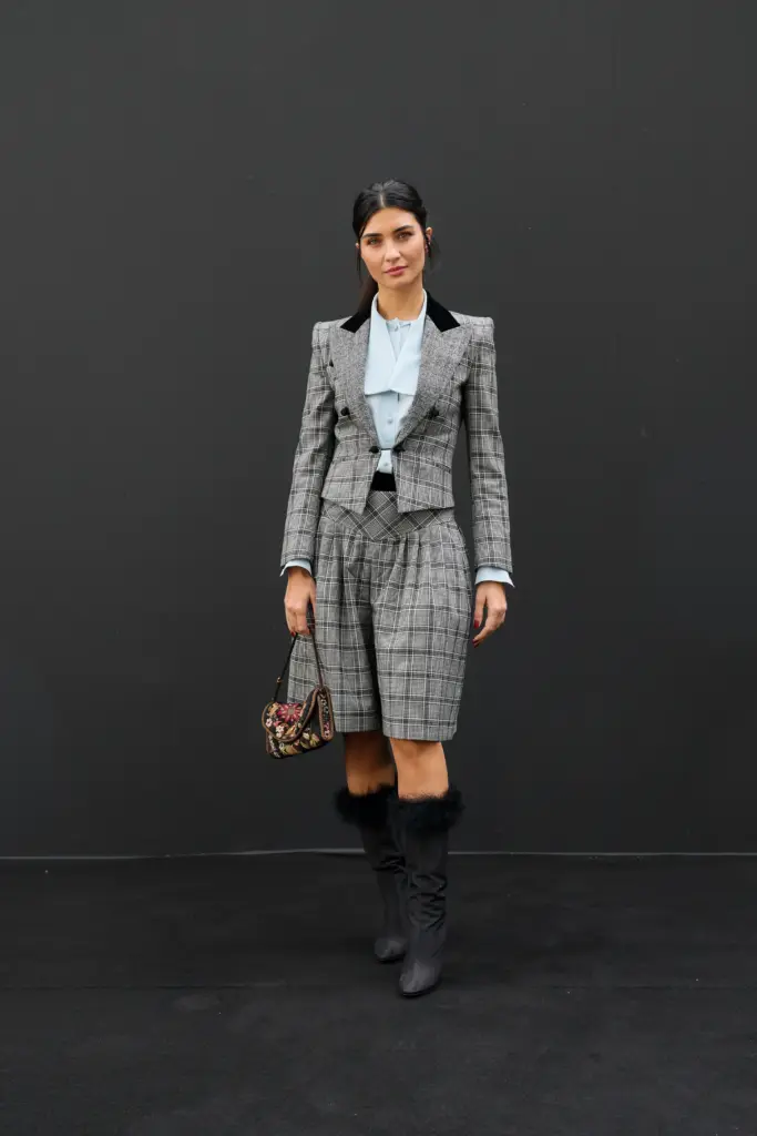 Tuba Büyüküstün Valentino