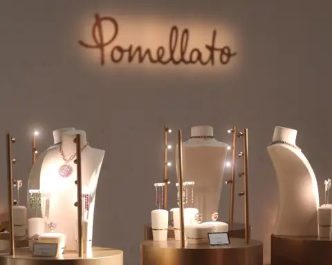 Paris’te mücevher ve sanatın buluşması
