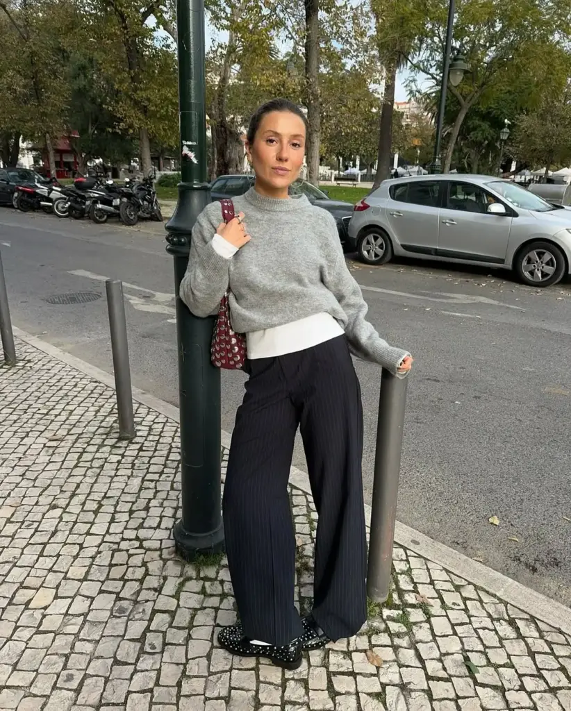 Asi ruhun moda arşivindeki imzası zımba detaylı çantalar