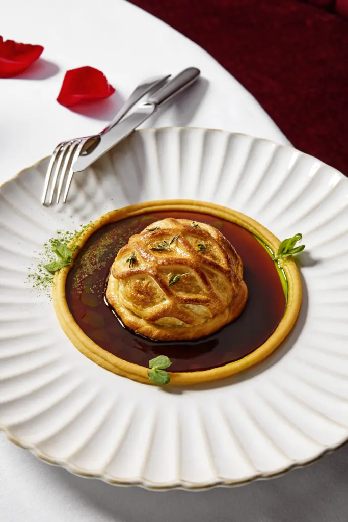 Lezzet, müzik ve ışıltılı detaylar eşliğinde unutulmaz bir akşam