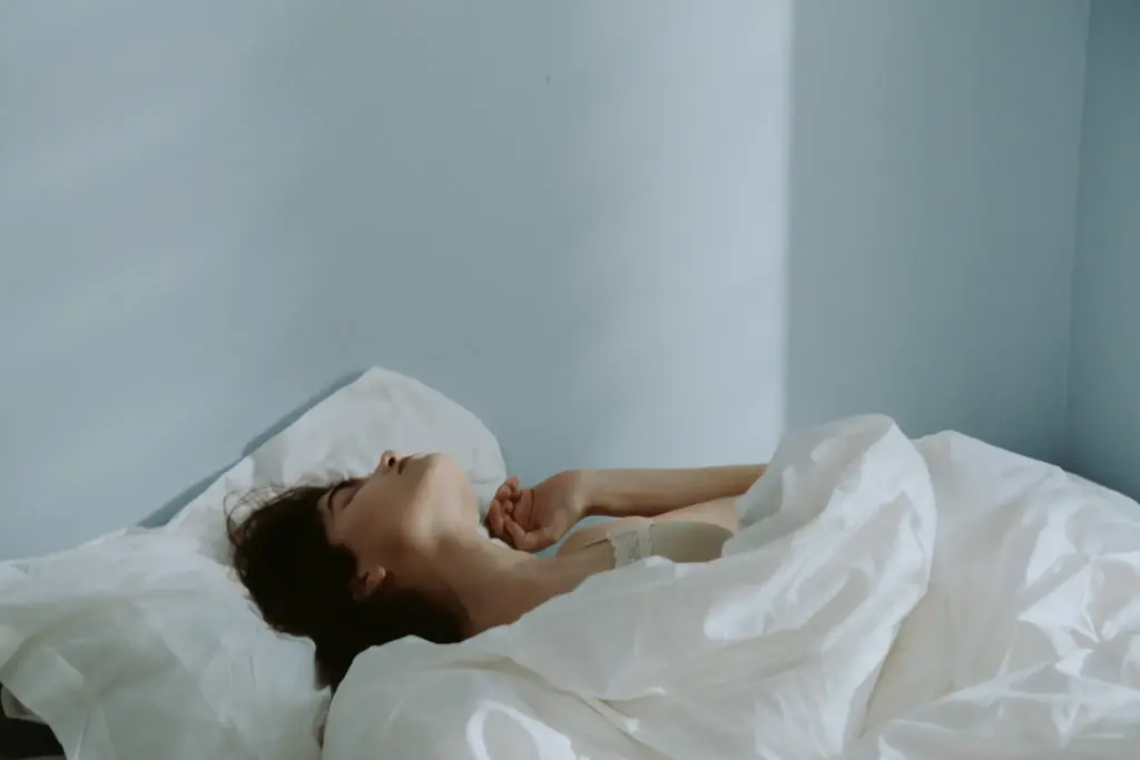 Regl öncesi duygusal yoğunluk