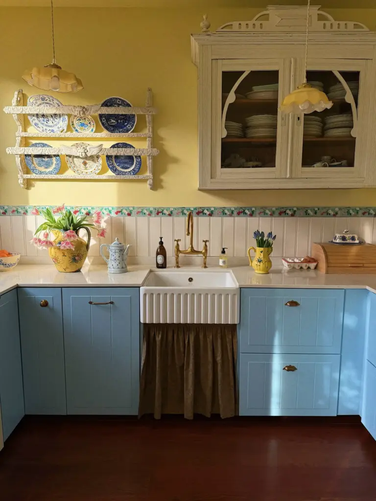 Butter yellow trendi