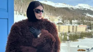 Retro kodlar, modern tavır: Sezonun güçlü aksesuarları