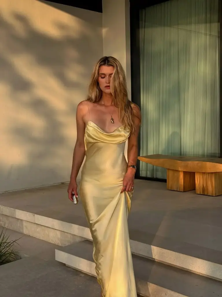 saray düğünü elbiseleri