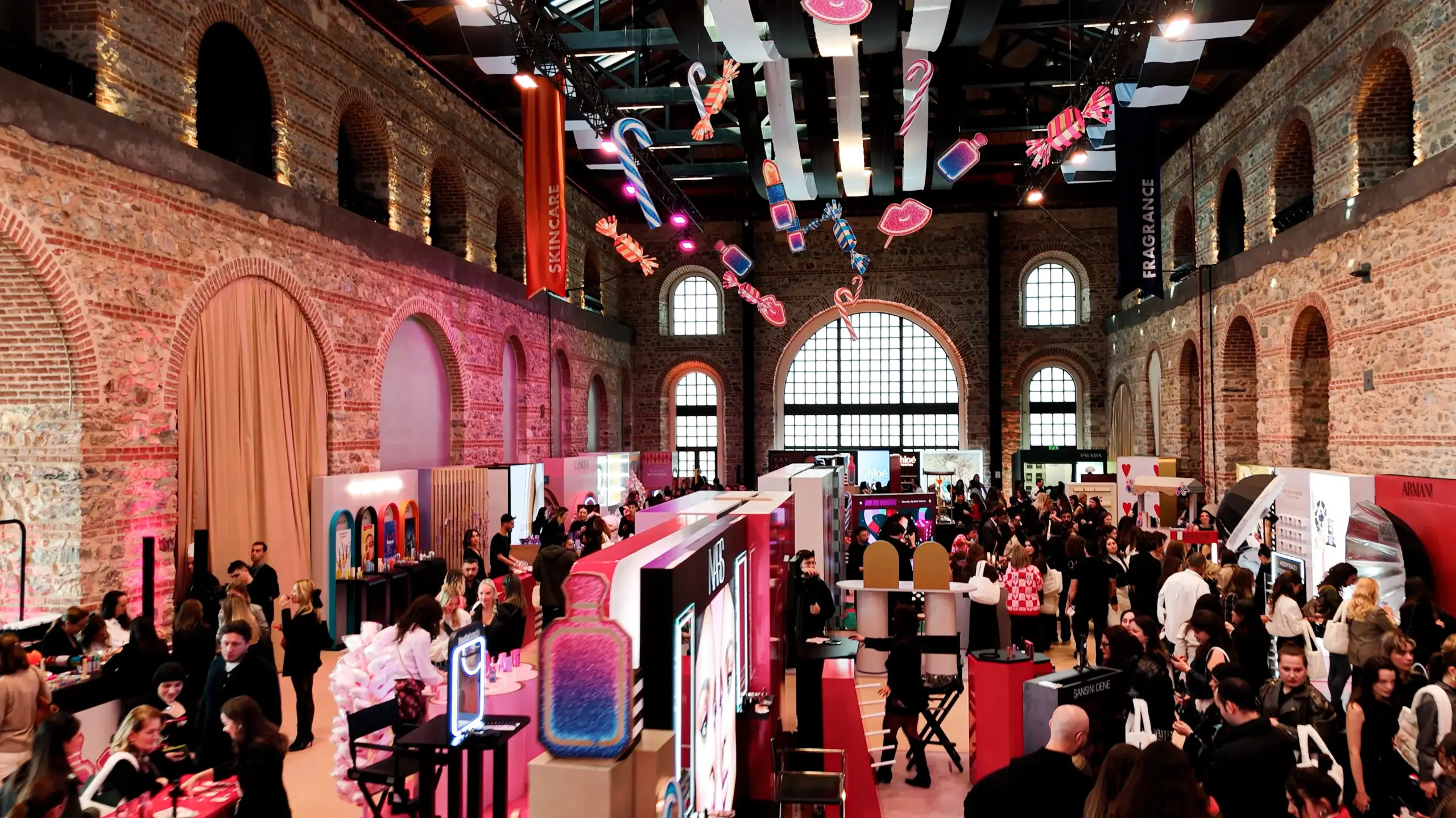 Sephora Türkiye’den yılın en heyecanla beklenen yeni yıl lansmanı