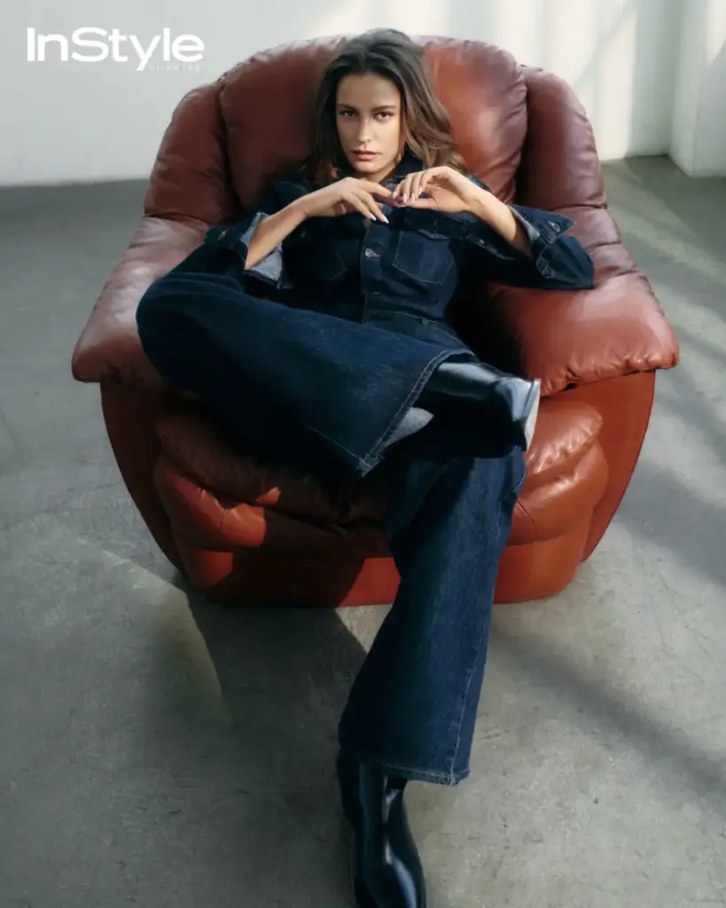 serenay Sarıkaya x mavi 