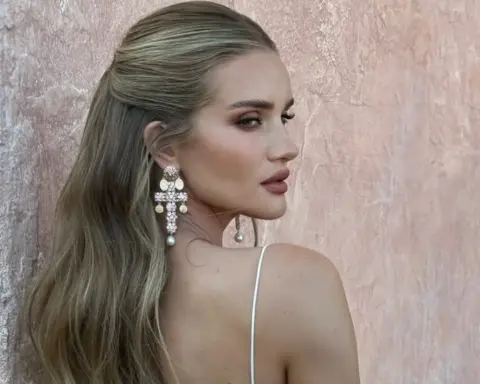 Sessiz lüks estetiği “uptown blonde” saç rengine ilham veriyor