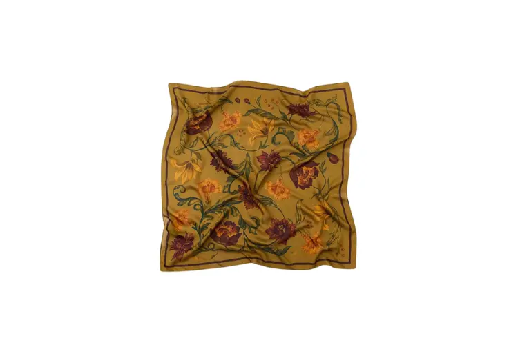 Zara çiçek desenli fular