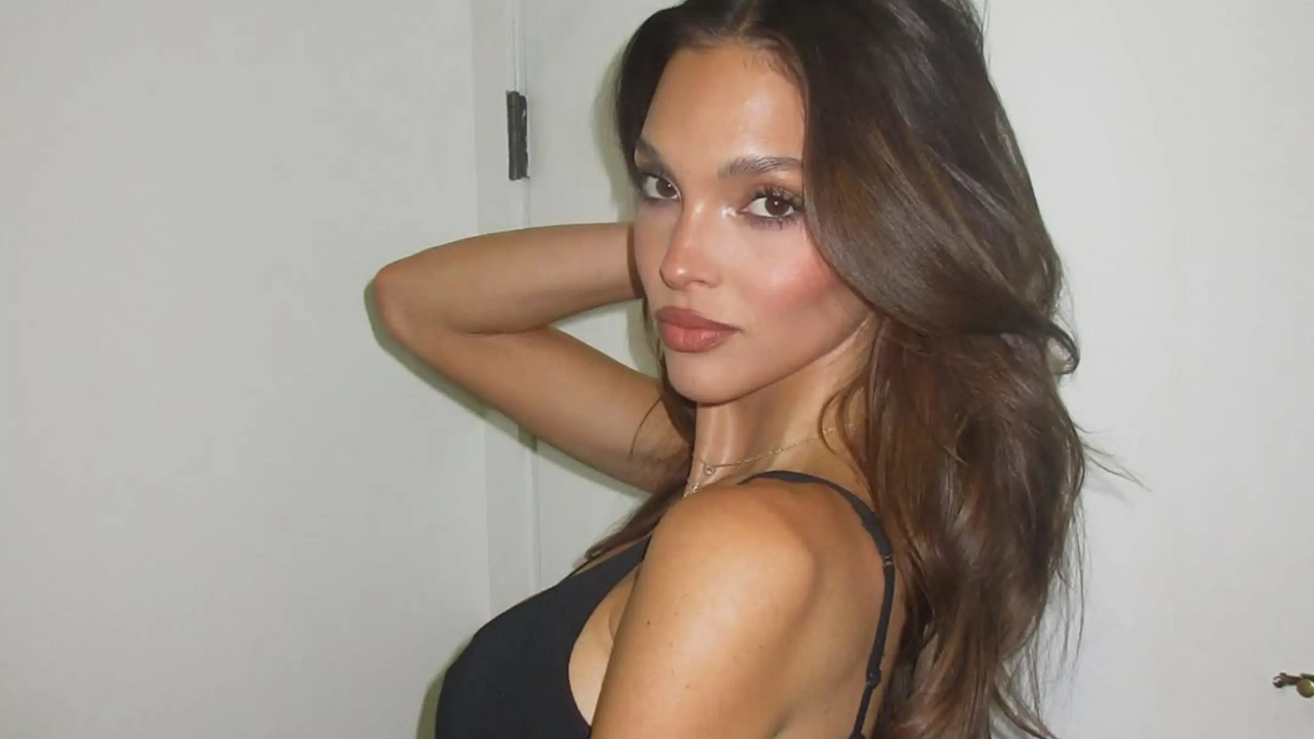 Sıcak, yumuşak ve doğal sonbahar makyajı: Cacao Makeup