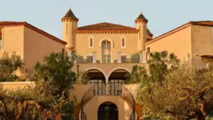 The White Lotus’un 4. sezon çekimleri Saint-Tropez’de gerçekleşiyor