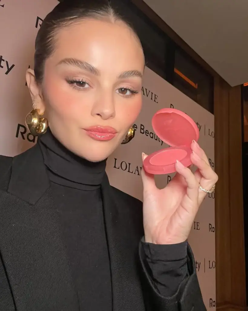 Monokrom makyaj nasıl uygulanır?