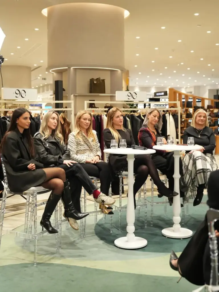 Selyns – Selin Özgültekin Yaşar