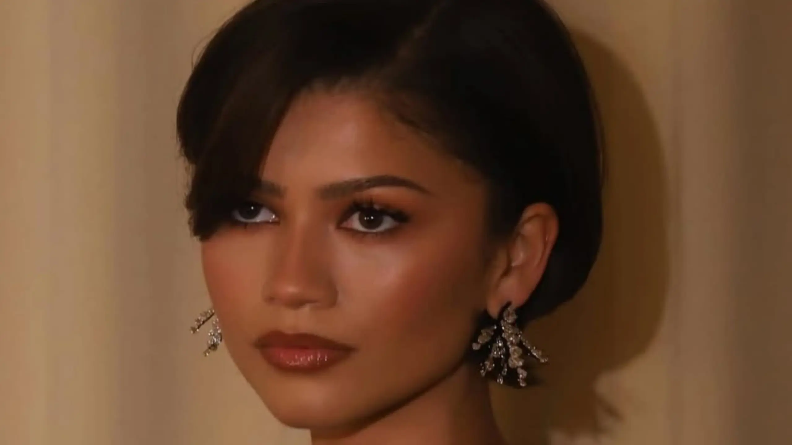 Venüs burcunuza göre makyaj tüyoları