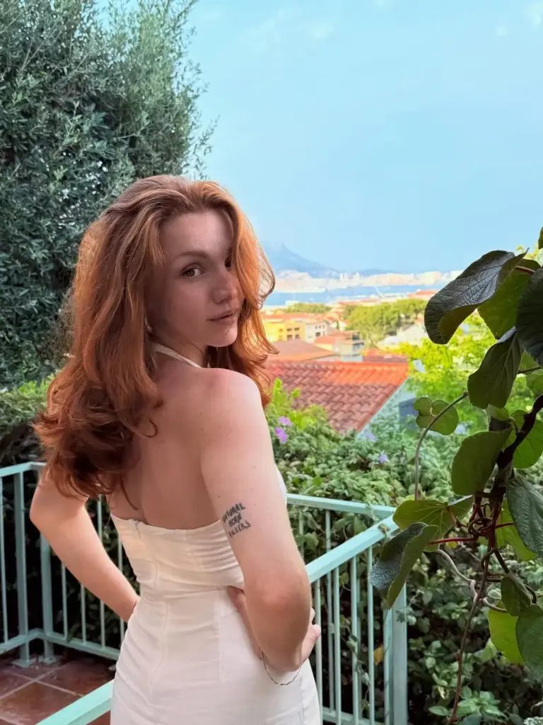 Bronz tenin güçlü eşlikçisi