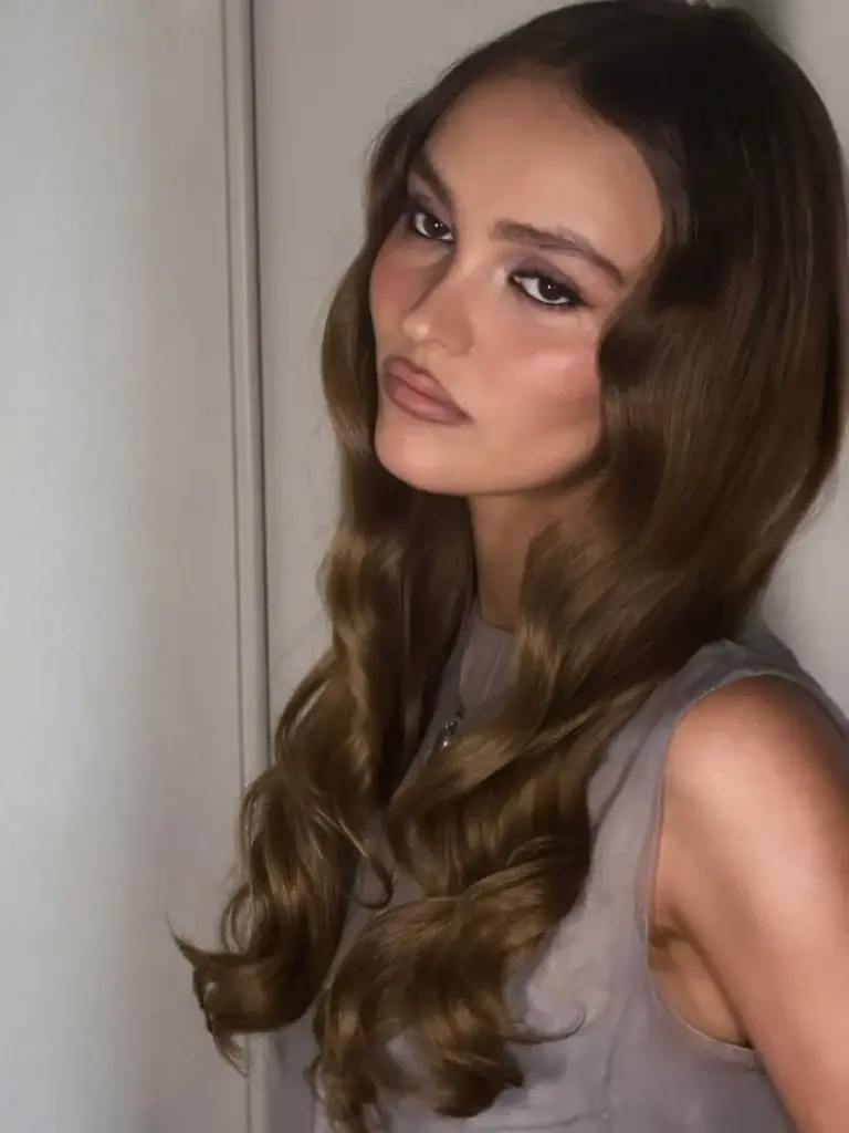 Sezonun trendi saçlarda: Suede brunette