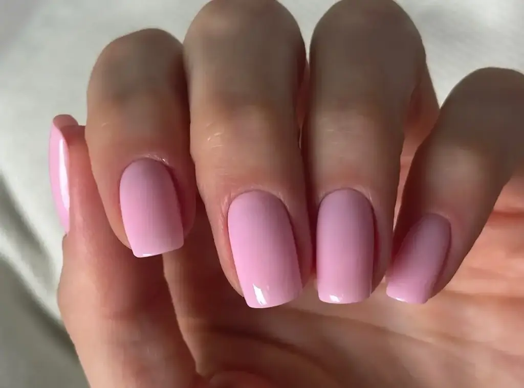 pembe manikür