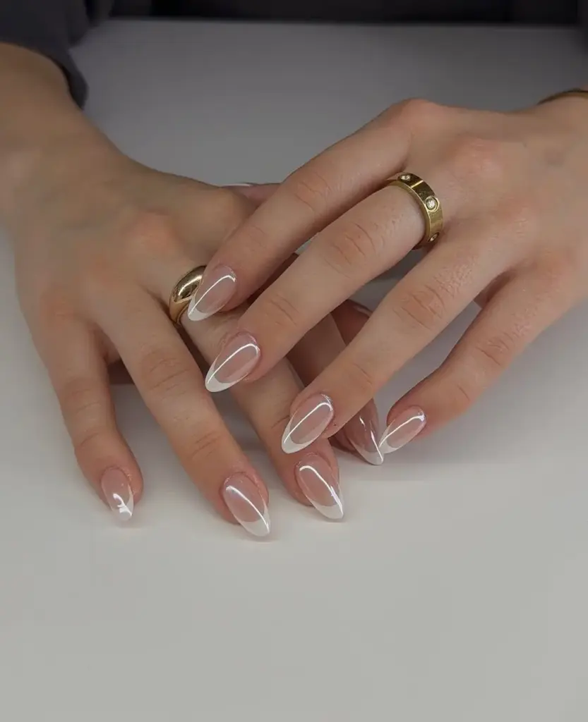 Işıltılı “French” ile yeni yıl estetiği