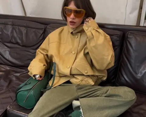 Yeşil pantolon üstüne ne giyilir?