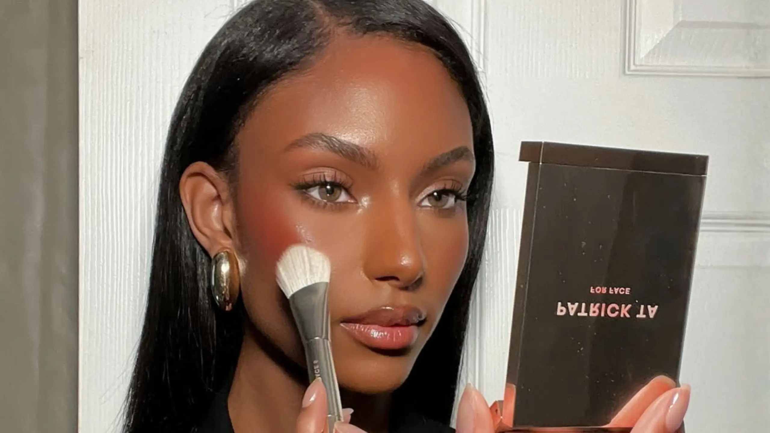 Yüz şeklinize göre allık rehberi