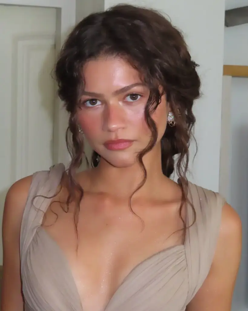 Zendaya saç modeli